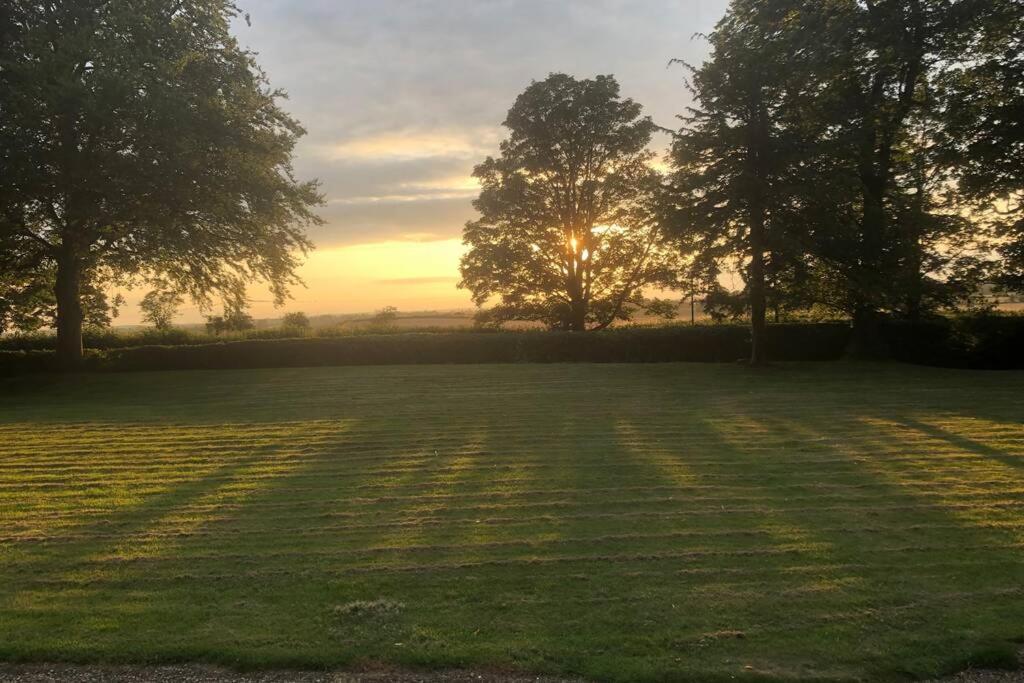 Hall Cottage, Wighill Near York And Leeds 태드캐스터 외부 사진